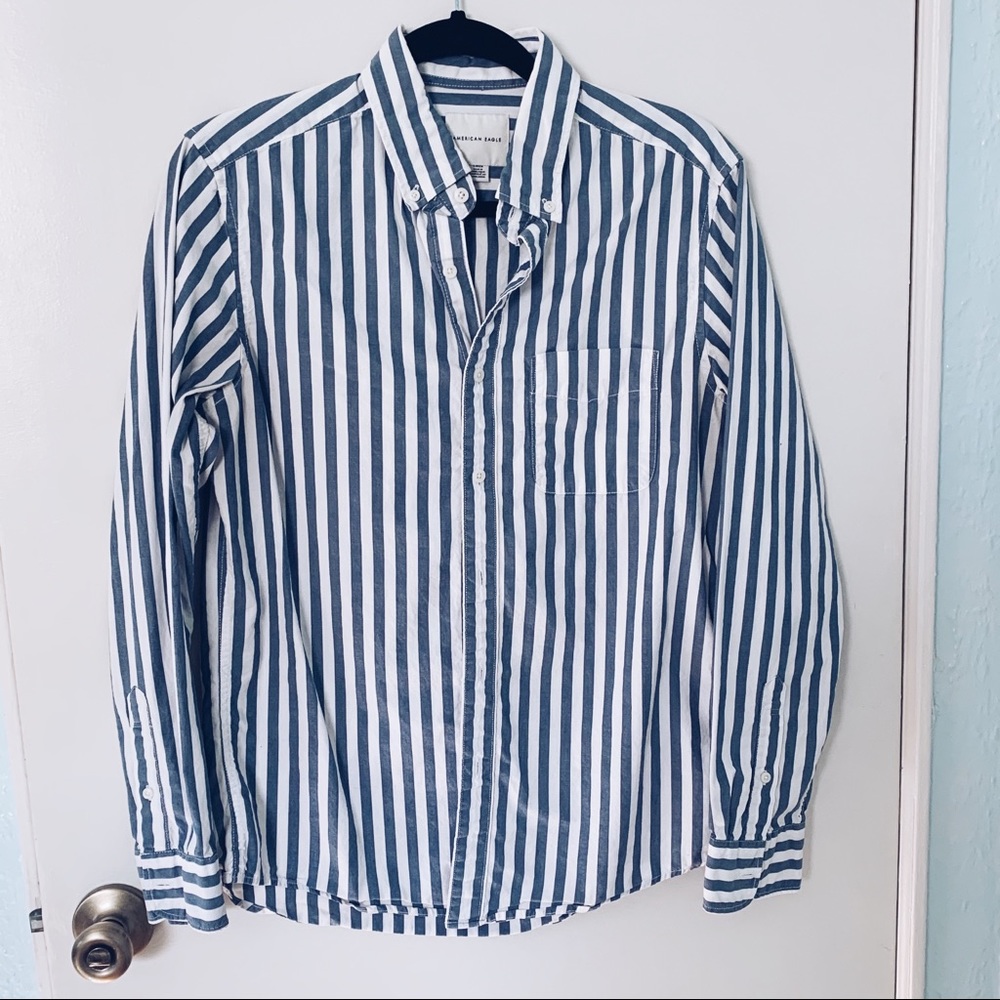 American Eagle Men’s Button Down Shirt